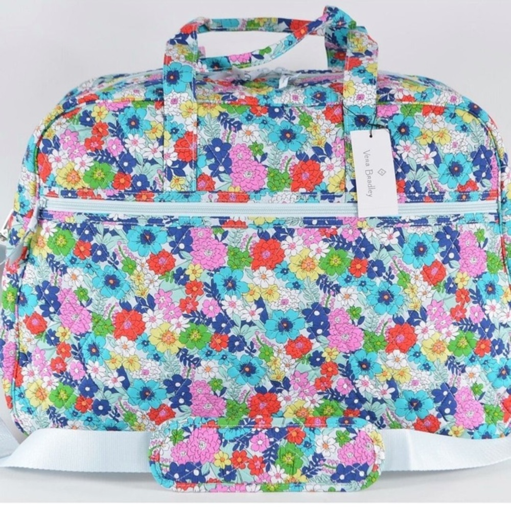 NWT Vera Bradley grand traveler duffel bag far out floral - Picture 2 of 8